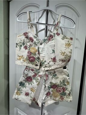 BONGO Floral Cream Rose Yellow Green Denim Shorts Set